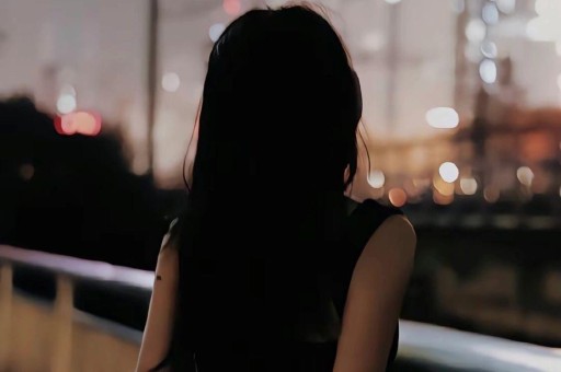 网红家庭又出大戏：鸽子崩溃、婆婆一句话炸锅小娜消失回乡真相比剧本更荒诞
