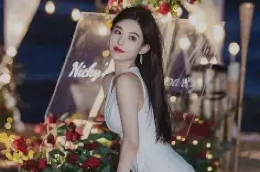 难怪王思聪不认孩子黄一鸣被曝出月子就找男人快乐照曝光